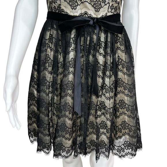 Betsy Johnson Cream and Black Lace Sleeveless Velvet Bow Hoco Dress 6 - Picture 3 of 6